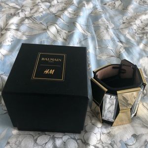 Balmain HM brazalet eith tag and box